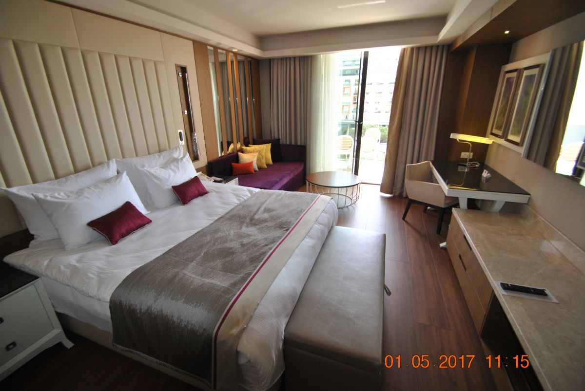 imagini hotel TRENDY LARA